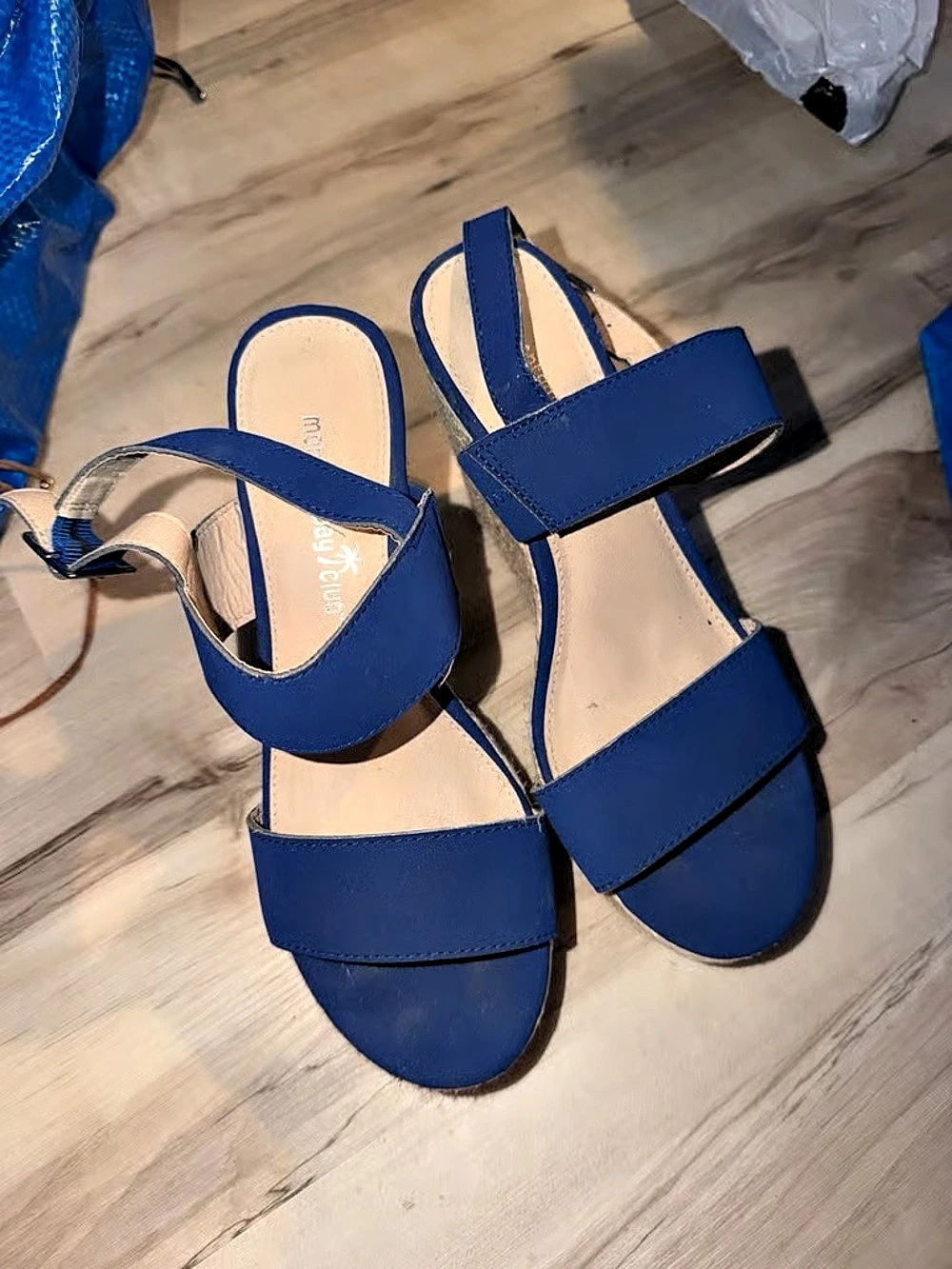 Clarks Women's Blue Wedge Sandals US 8